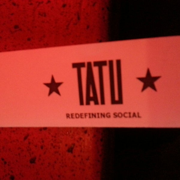 Foto tirada no(a) Tatu Asian Restaurant &amp; Lounge por Janee em 6/28/2013