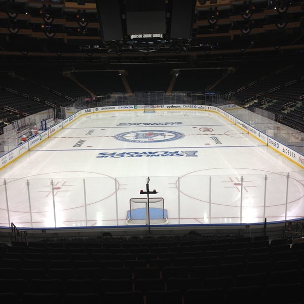 5/12/2013 tarihinde Denis G.ziyaretçi tarafından Madison Square Garden'de çekilen fotoğraf
