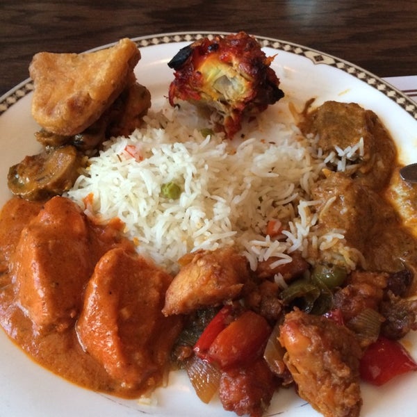 รูปภาพถ่ายที่ Swagat Fine Indian Cuisine โดย Nana เมื่อ 7/12/2014