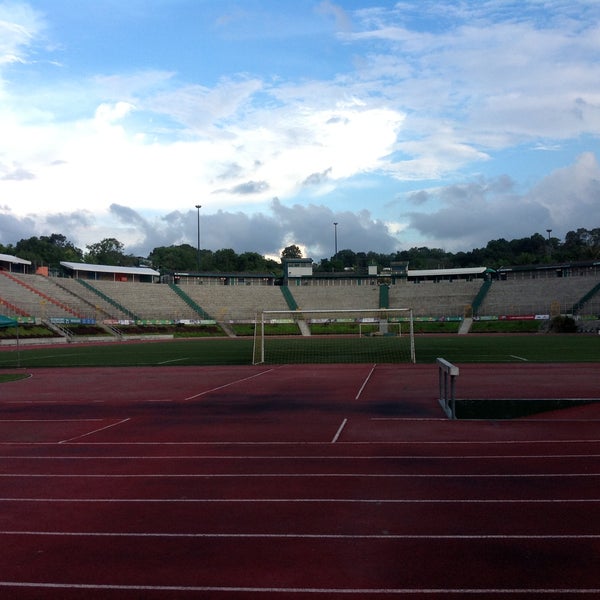 Photo taken at Estadio Cementos Progreso by Javier d. on 6/5/2013