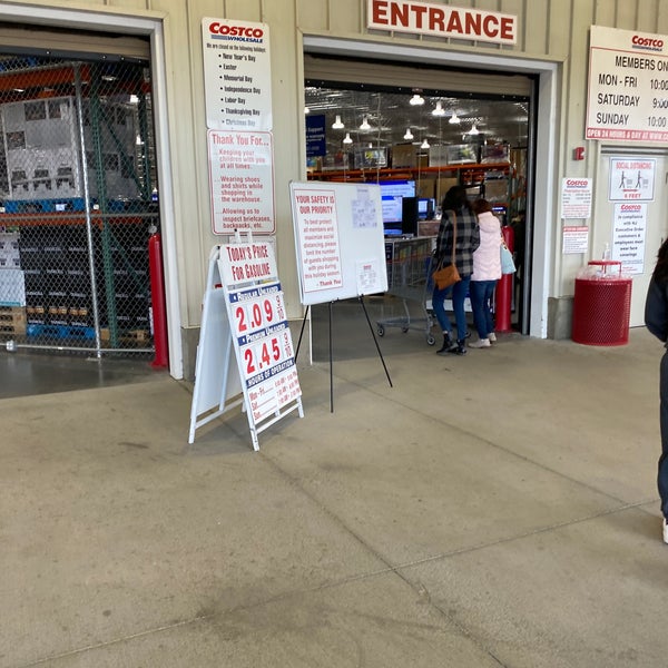 Costco Warehouse or Wholesale Store in Flemington