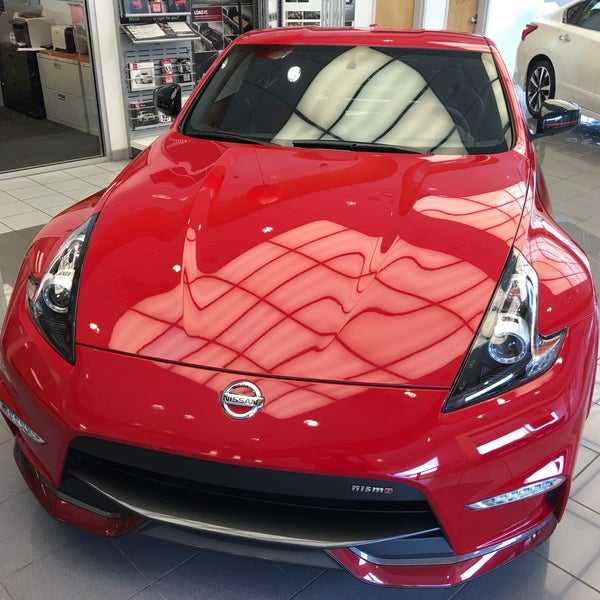 Nissan Of Hawthorne Car Dealership