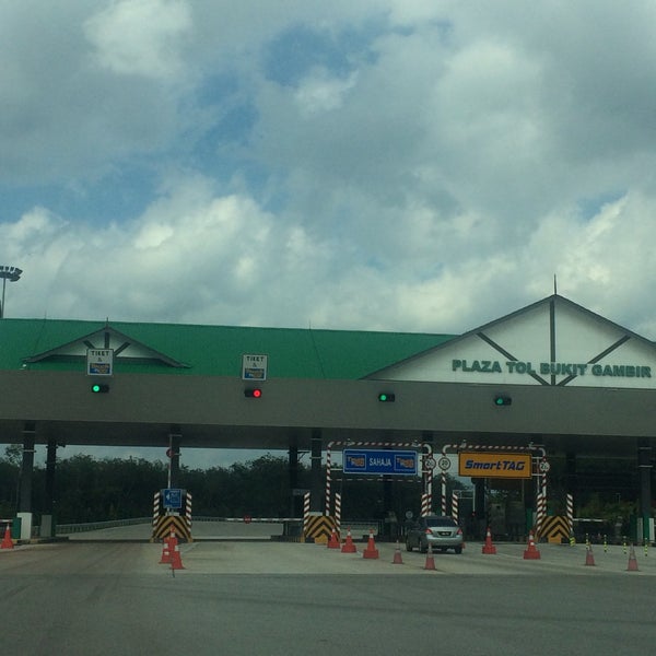 Photos At Plaza Tol Bukit Gambir 1 Tip From 2151 Visitors