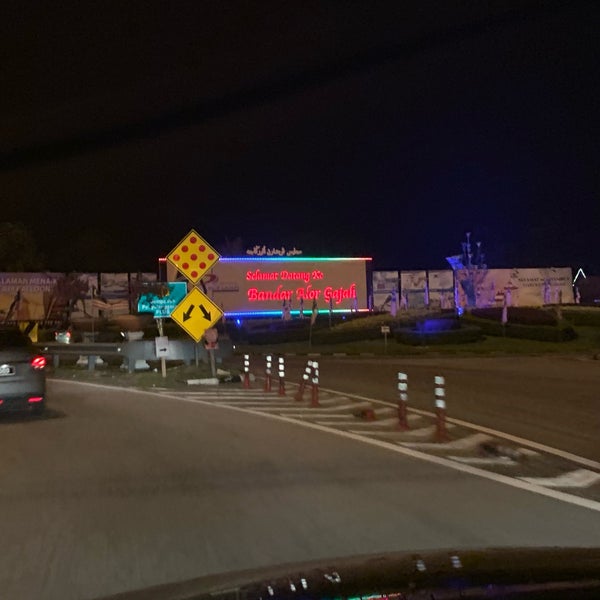 Fotos Em Plaza Tol Simpang Ampat Alor Gajah 30 Dicas De 18845 Clientes