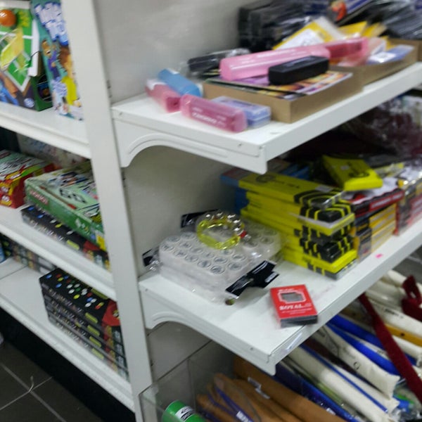 Photos At Popular Bookstore 8 Tips