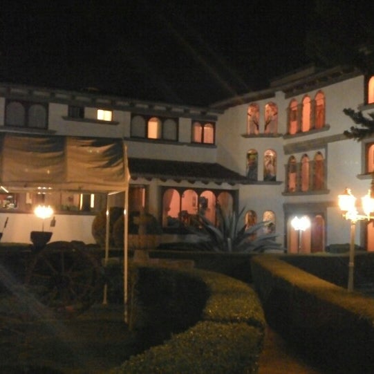 Foto diambil di Hotel Del Ángel oleh Irving M. pada 1/21/2014
