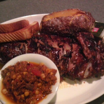 Photo taken at Georgia Rib Company by Breno B. on 7/3/2012