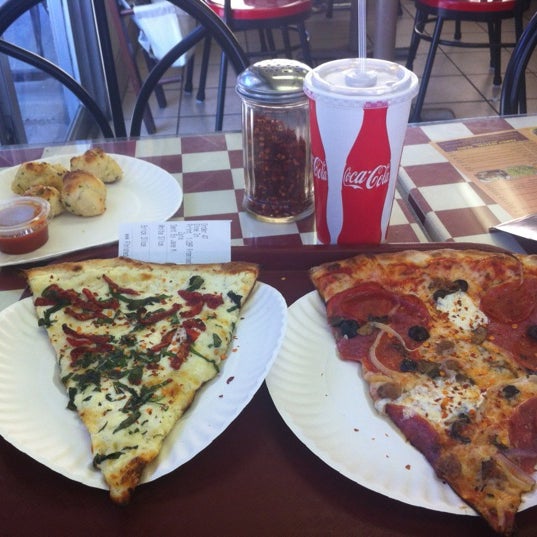 Can't beat two slices of pizza and a drink for $6.75 and free knots!