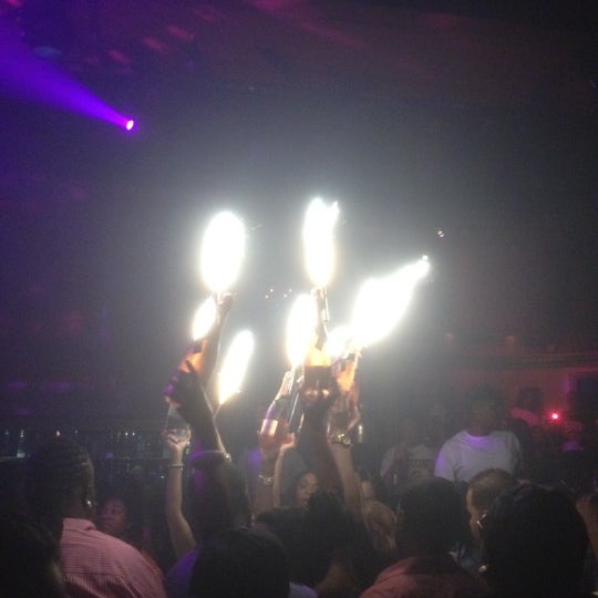 4/15/2012にMJがDream Nightclubで撮った写真