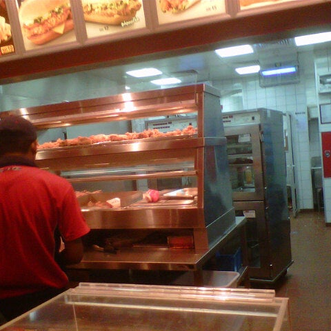 Photos At Kfc دجاج كنتاكي الروضة جدة منطقة مكة