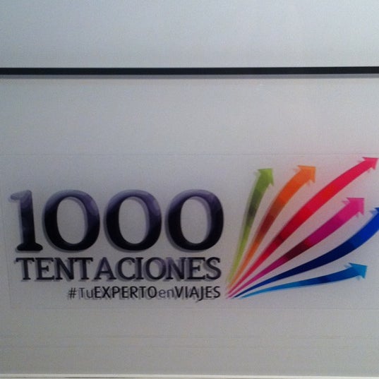 Photo taken at 1000 Tentaciones by Luisa J. on 5/31/2012