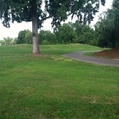 Foto scattata a Shadowmoss Plantation Golf Club da AJ M. il 7/21/2012