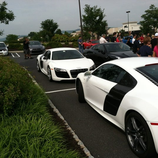 Photo taken at The Promenade Shops at Saucon Valley by Marcus F. on 7/15/2012