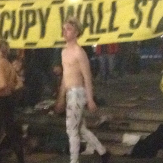 3/25/2012にGayle P.がOccupy Wall Streetで撮った写真