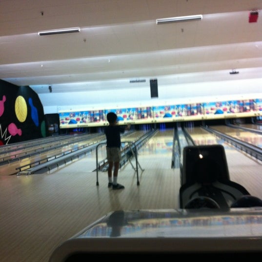 Howell Lanes 1002 US Highway 9