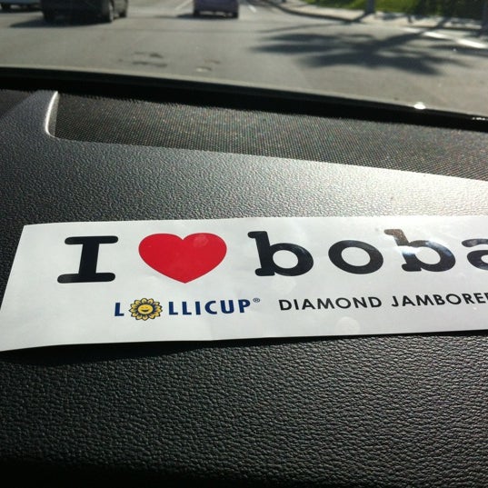 Das Foto wurde bei Lollicup Diamond Jamboree von Jerica C. am 3/18/2012 aufgenommen