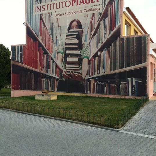 Instituto Piaget: Ensino Superior