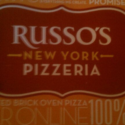 4/26/2012にAlexis H.がRusso&#39;s New York Pizzeriaで撮った写真