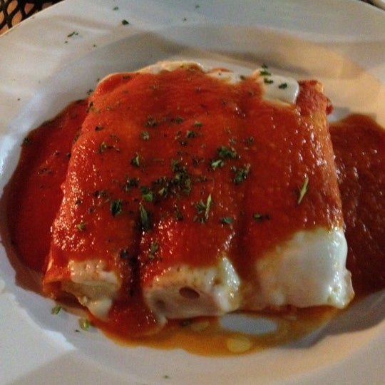 Manicotti was great and Joe, the owner, gave us great service!