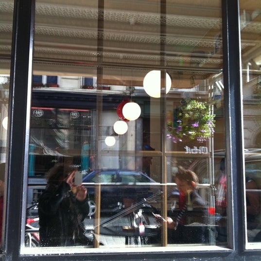 Photo taken at Rachel - Bagels &amp; Burgers by Natalia K. on 6/23/2012