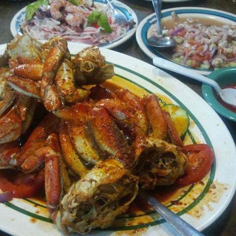 Das Foto wurde bei Alegrias Seafood Chicago von Kristine Irene M. am 6/14/2012 aufgenommen