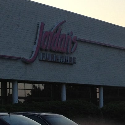 Jordan's Furniture - 10 tips from 2509 visitors