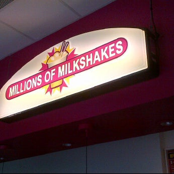 Photo taken at Millions of Milkshakes by Zara-Lee d. on 5/2/2012