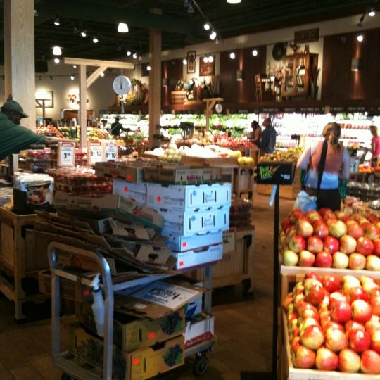 6/9/2012にRaymond K.がThe Fresh Marketで撮った写真