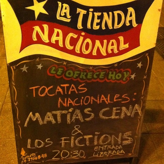 Foto scattata a La Tienda Nacional da La Tienda Nacional il 4/17/2012