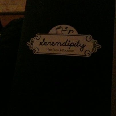 8/1/2012 tarihinde Sandi G.ziyaretçi tarafından Serendipity Tea Room'de çekilen fotoğraf
