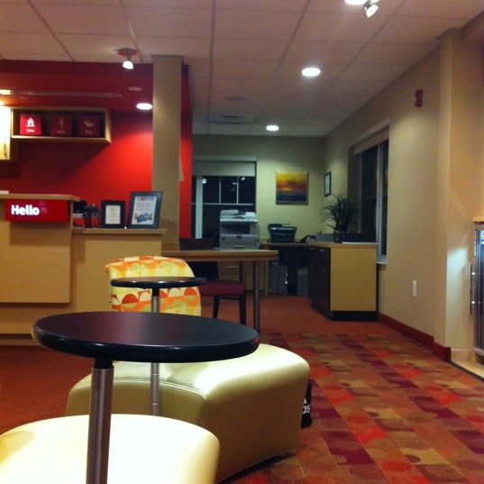 florida-pensacola-bdsm-hotel-kitty-marie-anal