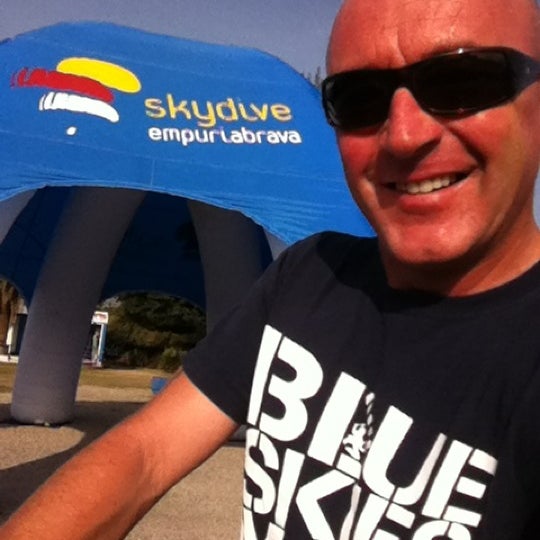 Foto tirada no(a) Skydive Empuriabrava por Regan T. em 8/21/2012