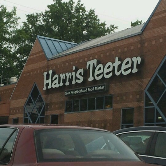 Harris Teeter Supermarket in Winston Salem
