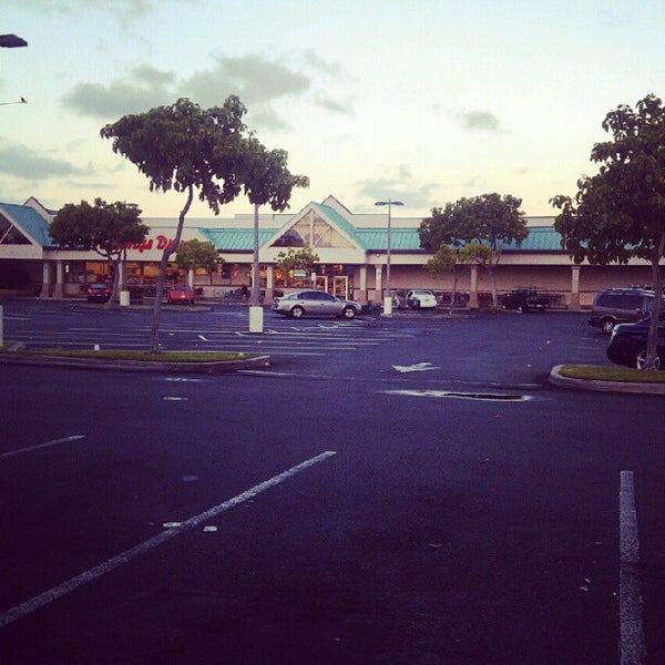 Ewa Town Center Shopping Mall in Ewa Beach