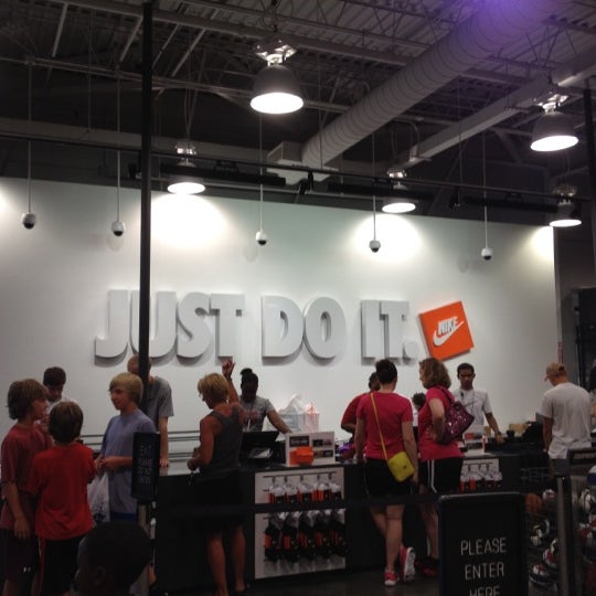 nike store delaware