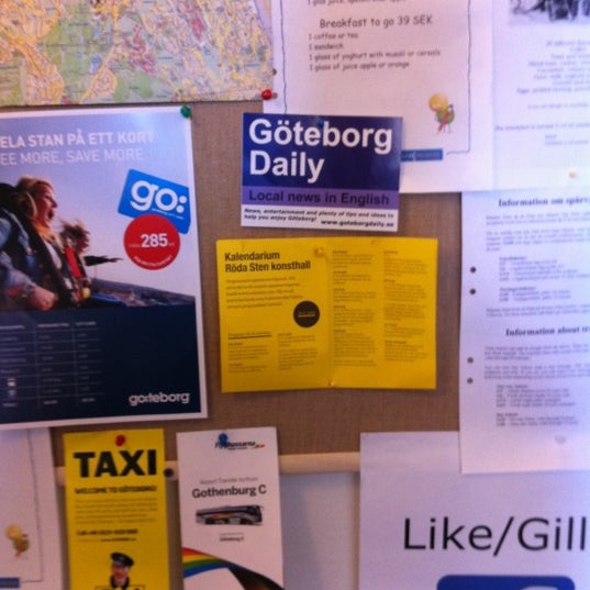 Photo taken at Slottsskogens Vandrarhem &amp; Hotell Gothenburg - Backpackers by Martin G. on 6/2/2012