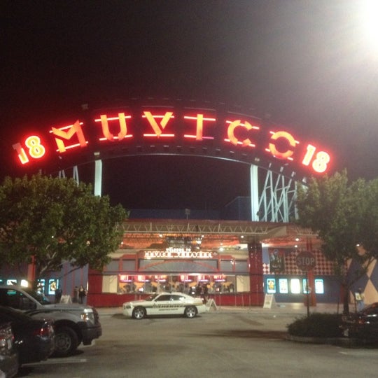 Muvico Broward 18 (Now Closed) Cresthaven 2315 N Federal Hwy