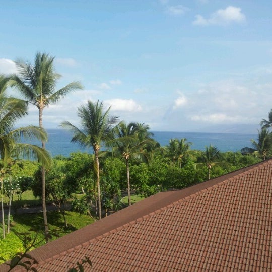 Photo taken at Makena Beach &amp; Golf Resort by Roni S. on 7/7/2012