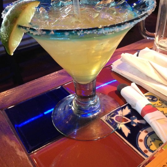 Photo taken at Chili&#39;s Grill &amp; Bar by Joi L. on 5/21/2012