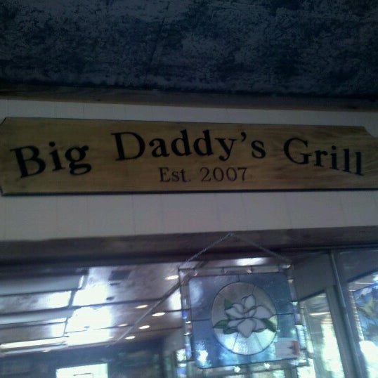 Снимок сделан в Big Daddy&#39;s Grill пользователем Ali W. 7/15/2012