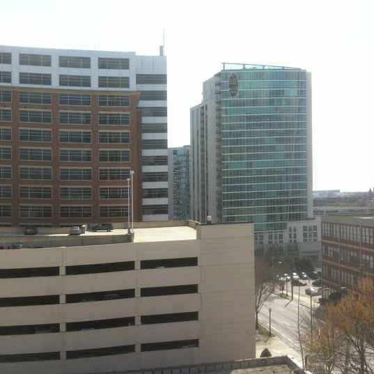 Photo taken at Residence Inn by Marriott Atlanta Midtown/Historic by Andrew A. on 3/15/2012