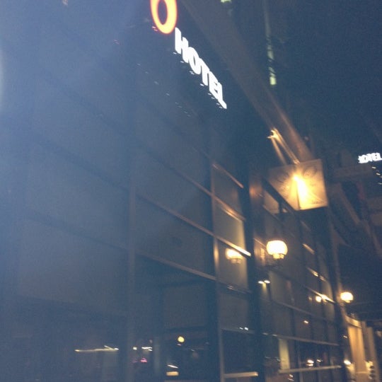 รูปภาพถ่ายที่ O Hotel โดย Shannon C. เมื่อ 2/17/2012