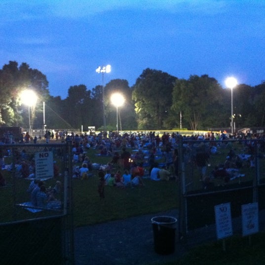 Yeonas Park Baseball Field in Vienna