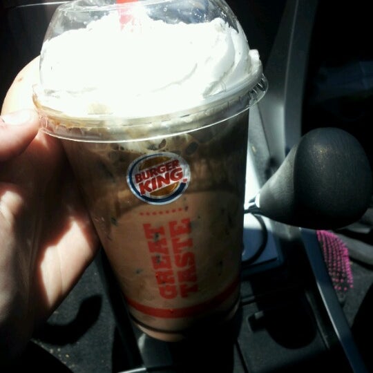 Burger King Fast Food Restaurant in Central Escondido