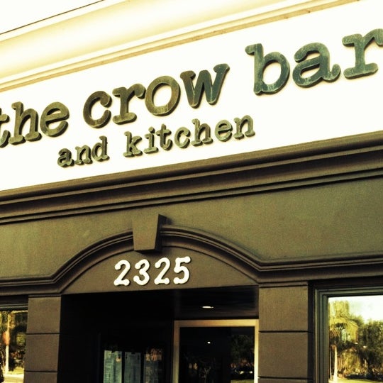 Photo prise au The Crow Bar and Kitchen par 😜 Heather S. le3/2/2012