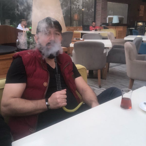 11/3/2019にSavaş K.が+252 Nargile Loungeで撮った写真