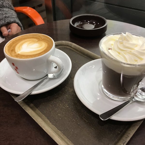 Photos At カフェ チャオプレッソ クックハウス上本町駅店 天王寺区 16 Tips From 597 Visitors