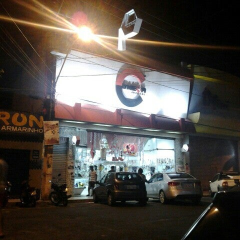 Cometa Calçados e Confecções