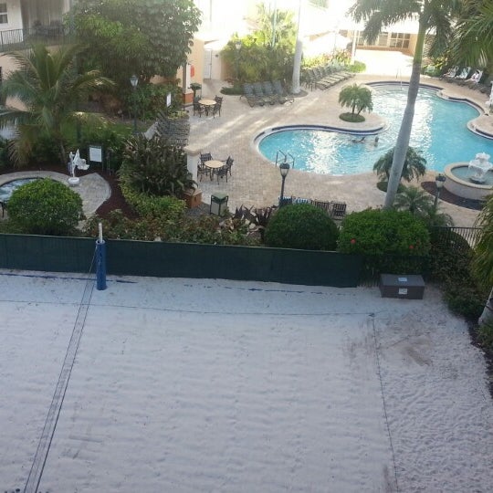 รูปภาพถ่ายที่ Wyndham Palm-Aire Resort โดย Elicia q. เมื่อ 3/15/2014