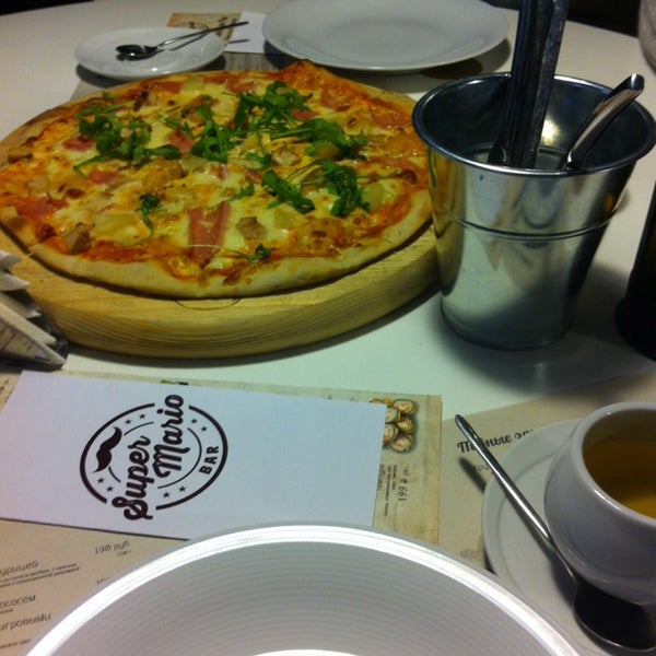 3/30/2014にИлья Б.がSuperMario Pizzaで撮った写真